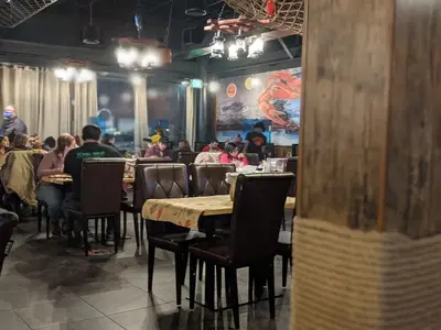Hook & Reel Cajun Seafood & Bar
