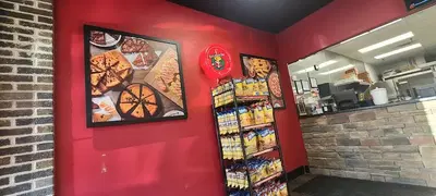 Fox's Pizza Den