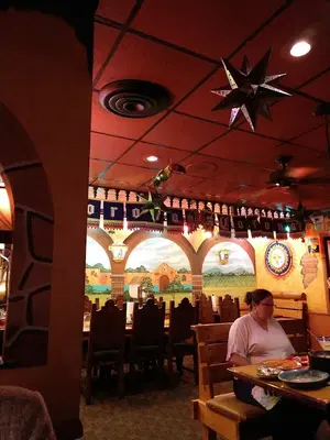 Los Gallos Mexican Restaurant