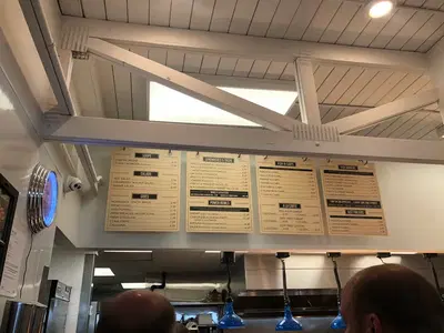 Submarino's Pizzeria
