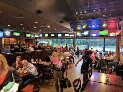 Snow's Lakeside Tavern - Craft Beer - Steaks - Sports Bar - Wings - Burgers - Waterfront Dining