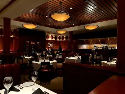 Fleming’s Prime Steakhouse & Wine Bar