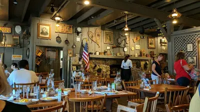Cracker Barrel Old Country Store