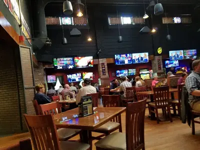 The Hooley Pub & KItchen