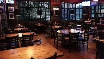 Rusty Bucket Restaurant and Tavern