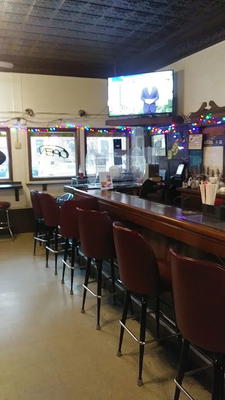 Marjees Bar & Grill