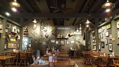 Cracker Barrel Old Country Store