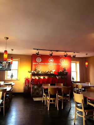 Donatos Pizza