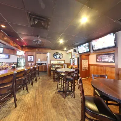 Yogi's Bar & Grill
