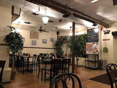 Earth Bistro Cafe