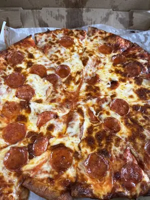 Bob's Pizza Greentown