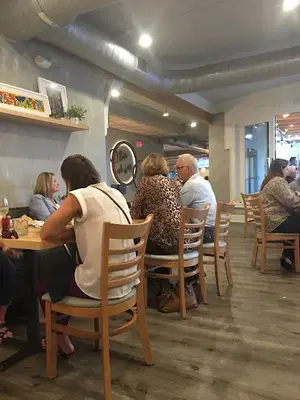 Leo's Italian Social