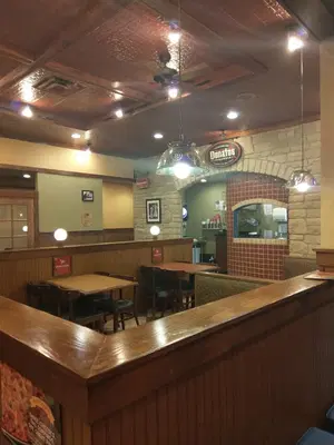 Donatos Pizza