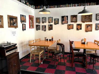 Eli's BBQ - Riverside