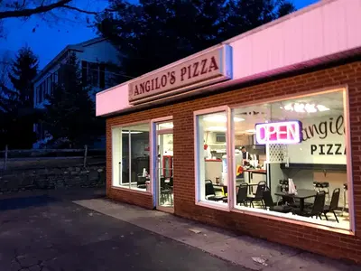 Angilo's Pizza
