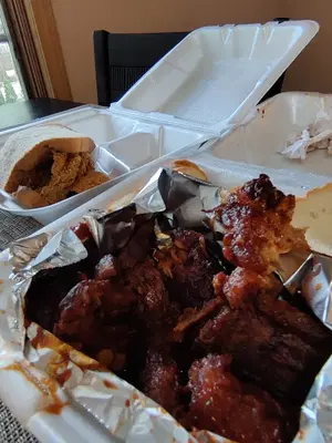 Ann's Bar-B-Que