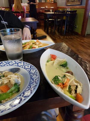 Ruthai's Thai Kitchen