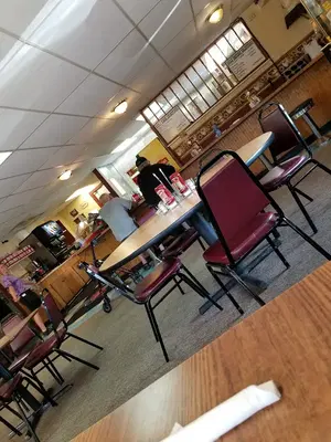 Studebaker's Country Restaurant