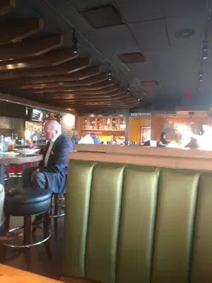 Houlihan's