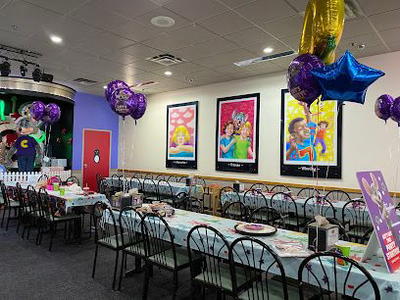 Chuck E. Cheese
