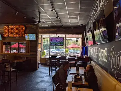 Niko's Bar & Gyros