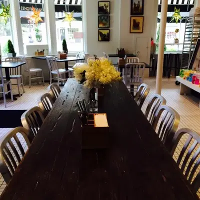 Lemon Falls Cafe/Marketplace