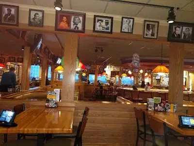 Applebee's Grill + Bar