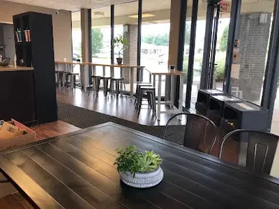 Pure Blend Smoothie + Cafe