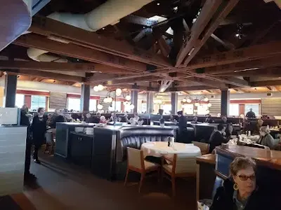J. Alexander's Restaurant