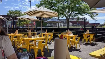 Hola Tacos Lakewood