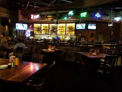 Trapper's Fishcamp & Grill