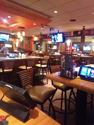 Applebee's Grill + Bar