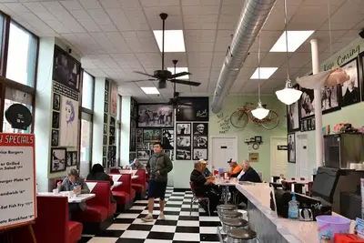 Boomarang Diner - Guthrie