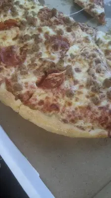 Guthrie's Famous Pizza (Tony's Quick Stop)