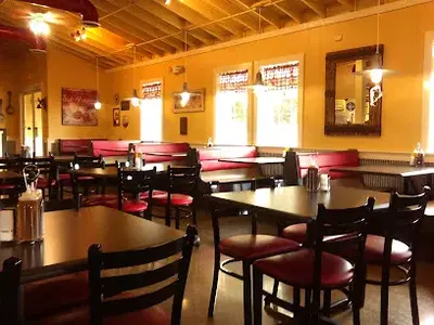 Charlie's Chicken on Garnett
