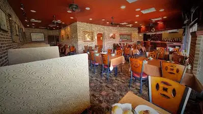 Moni's Pasta and Pizza