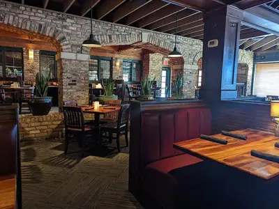 Charleston's Restaurant