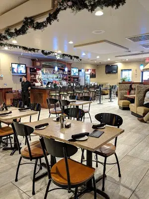 Zorba’s Mediterranean Restaurant Bar
