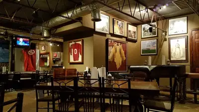 Bedlam BAR-B-Q Dine in and patio