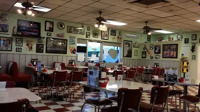 Boomarang Diner Moore