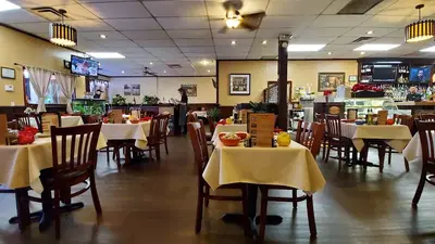 Venezia Italian Ristorante, Authentic Dining & Cocktails