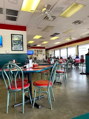 Ron's Hamburgers & Chili