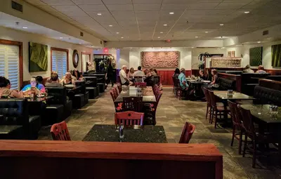 Tropical Restaurant & Bar
