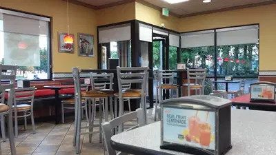 Carl's Jr.