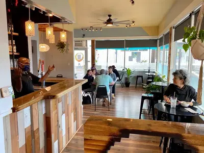 Ovation Bistro & Bar