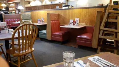 Shari's Cafe and Pies