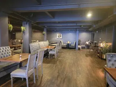 Whiskey Barrel Lounge