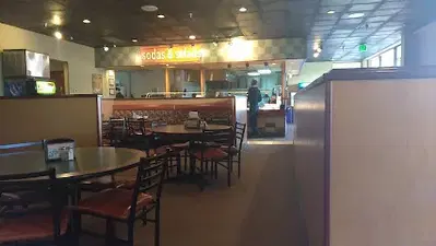 Round Table Pizza