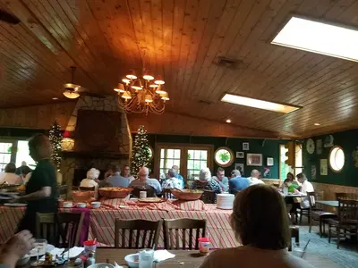 Middle Road Inn