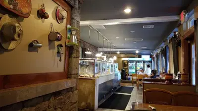 Mar & Tierra Restaurant